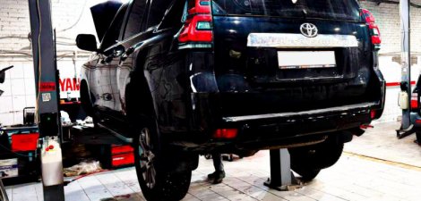 Замена опор двигателя и опоры АКПП на Prado 150
