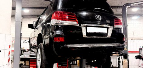 Замена насоса гидроподвески на Lexus LX570