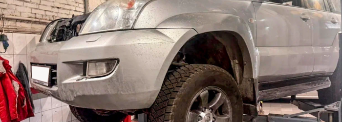 Обслуживание Toyota Prado 120 (2004 г., пробег 205 000 км) замена передних амортизаторов и актуаторов