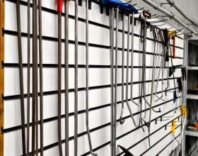 Профессиональный инструмент для кузовного ремонта в малярно-кузовном цеху RRV в Санкт-Петербурге